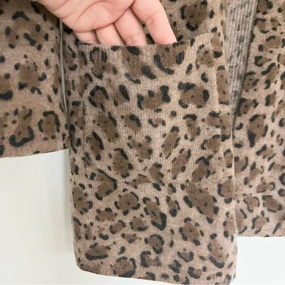 M Magaschoni 100% Cashmere Leopard Print Cardigan Animal Print Women’s S Brown - Picture 7 of 10
